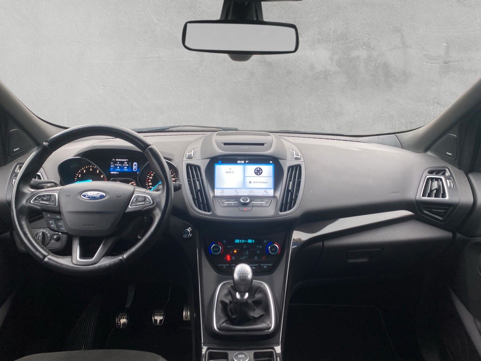 Fahrzeugabbildung Ford Kuga ST-Line