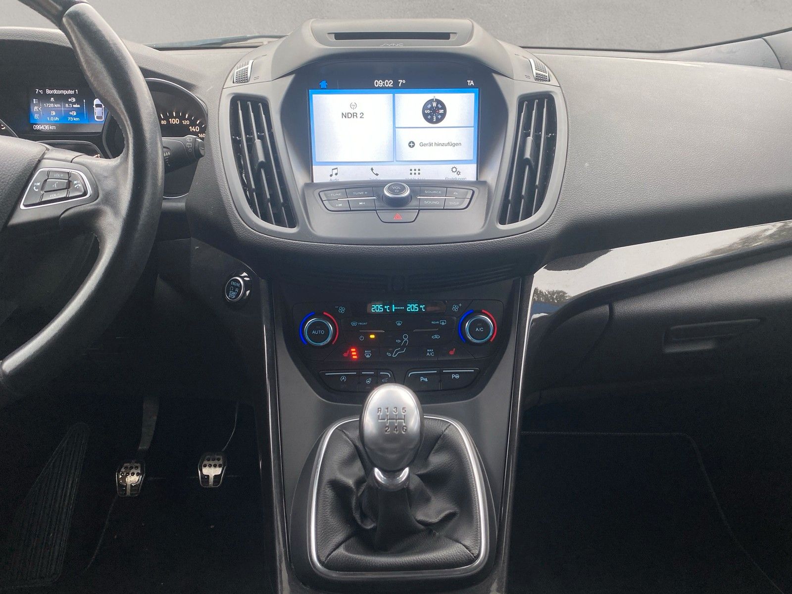 Fahrzeugabbildung Ford Kuga ST-Line
