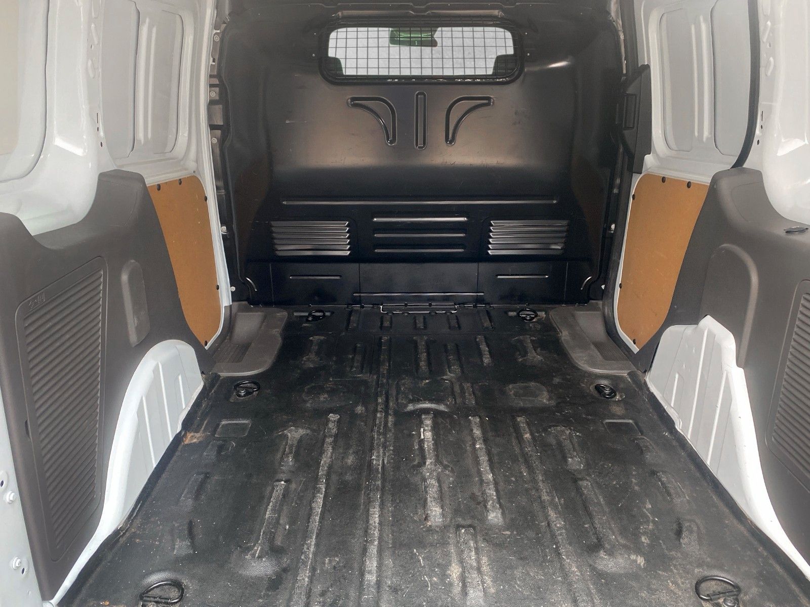 Fahrzeugabbildung Ford Transit Connect Kasten Trend L1