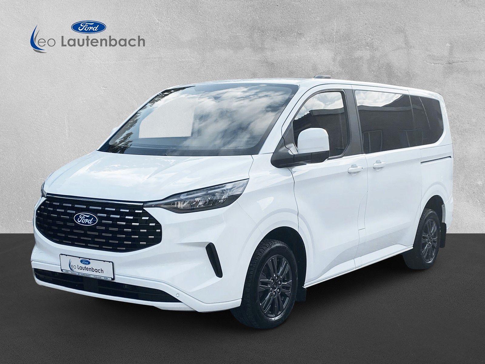 Ford Tourneo Custom 2.0 EcoBlue 320 L1 Titanium