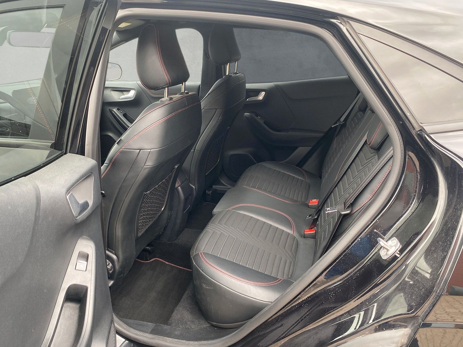 Fahrzeugabbildung Ford Puma ST-Line X