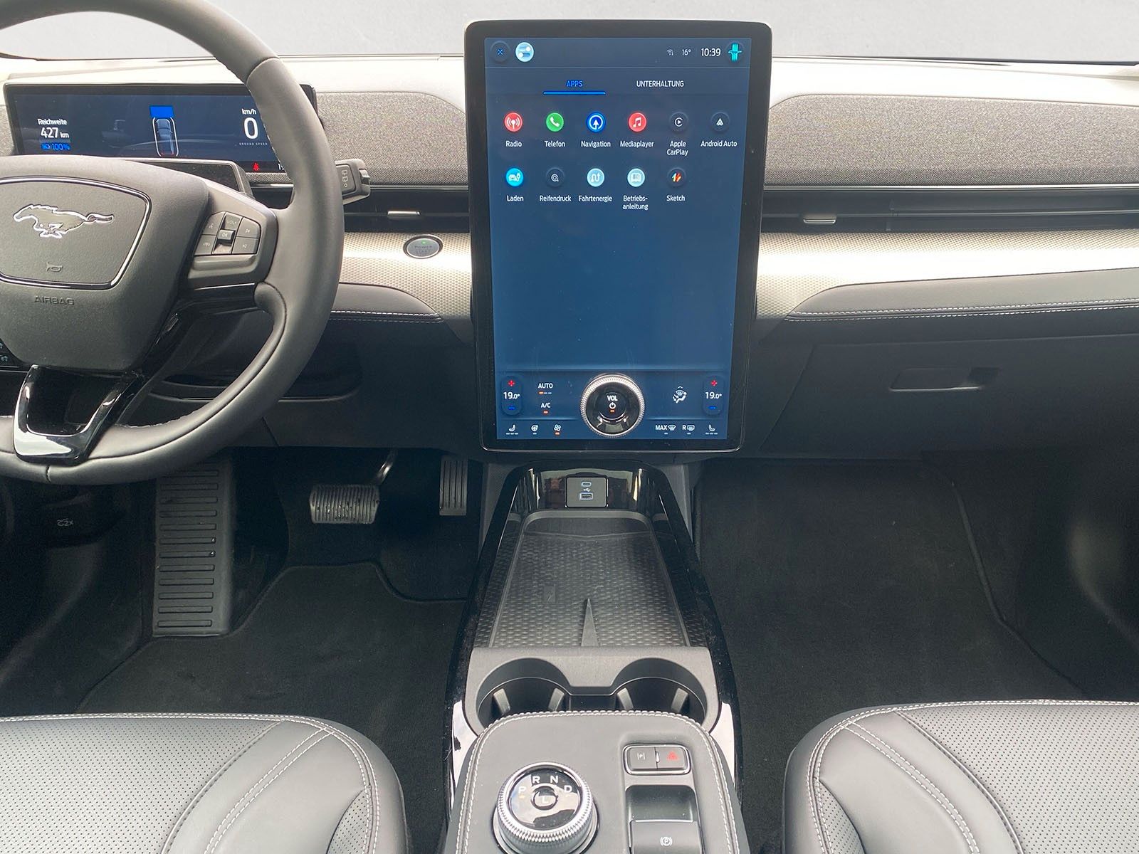 Fahrzeugabbildung Ford Mustang Mach-E Basis