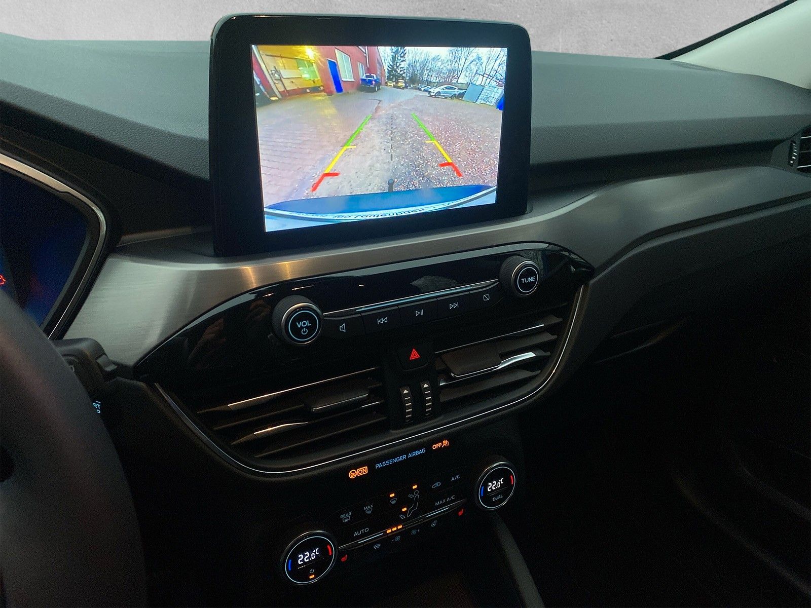 Fahrzeugabbildung Ford Kuga Titanium