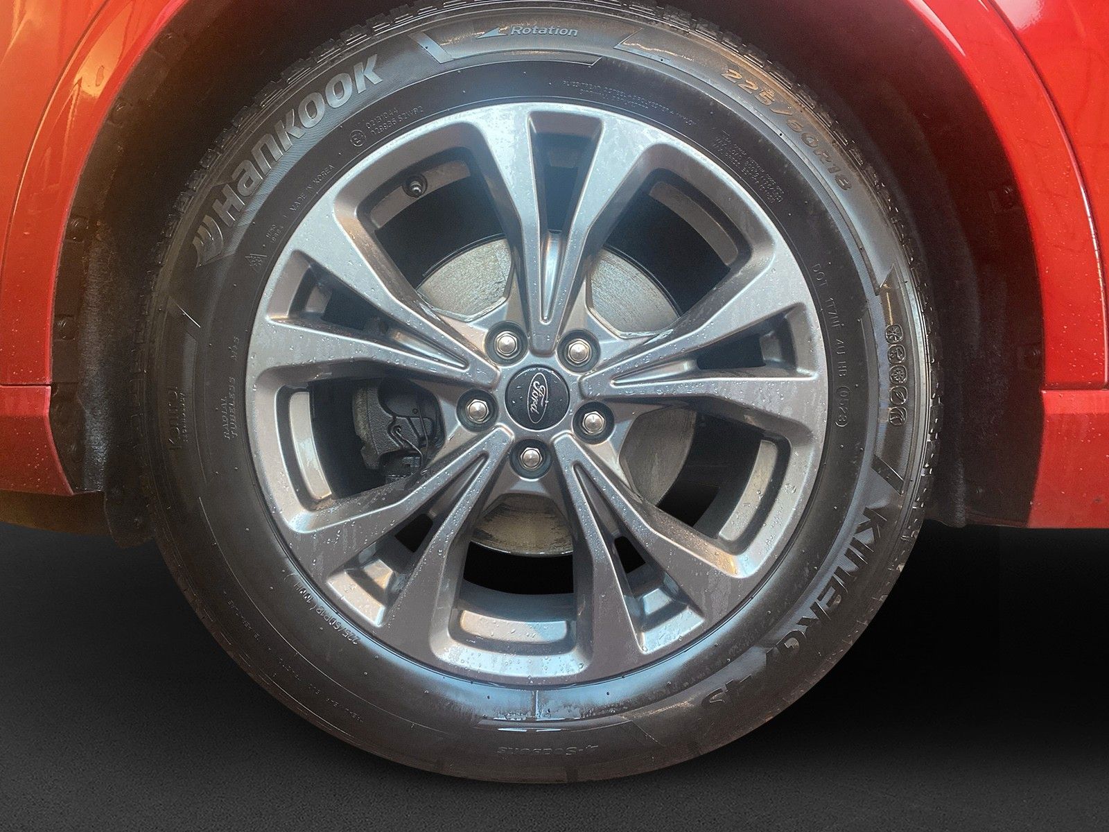 Fahrzeugabbildung Ford Kuga ST-Line 2x4