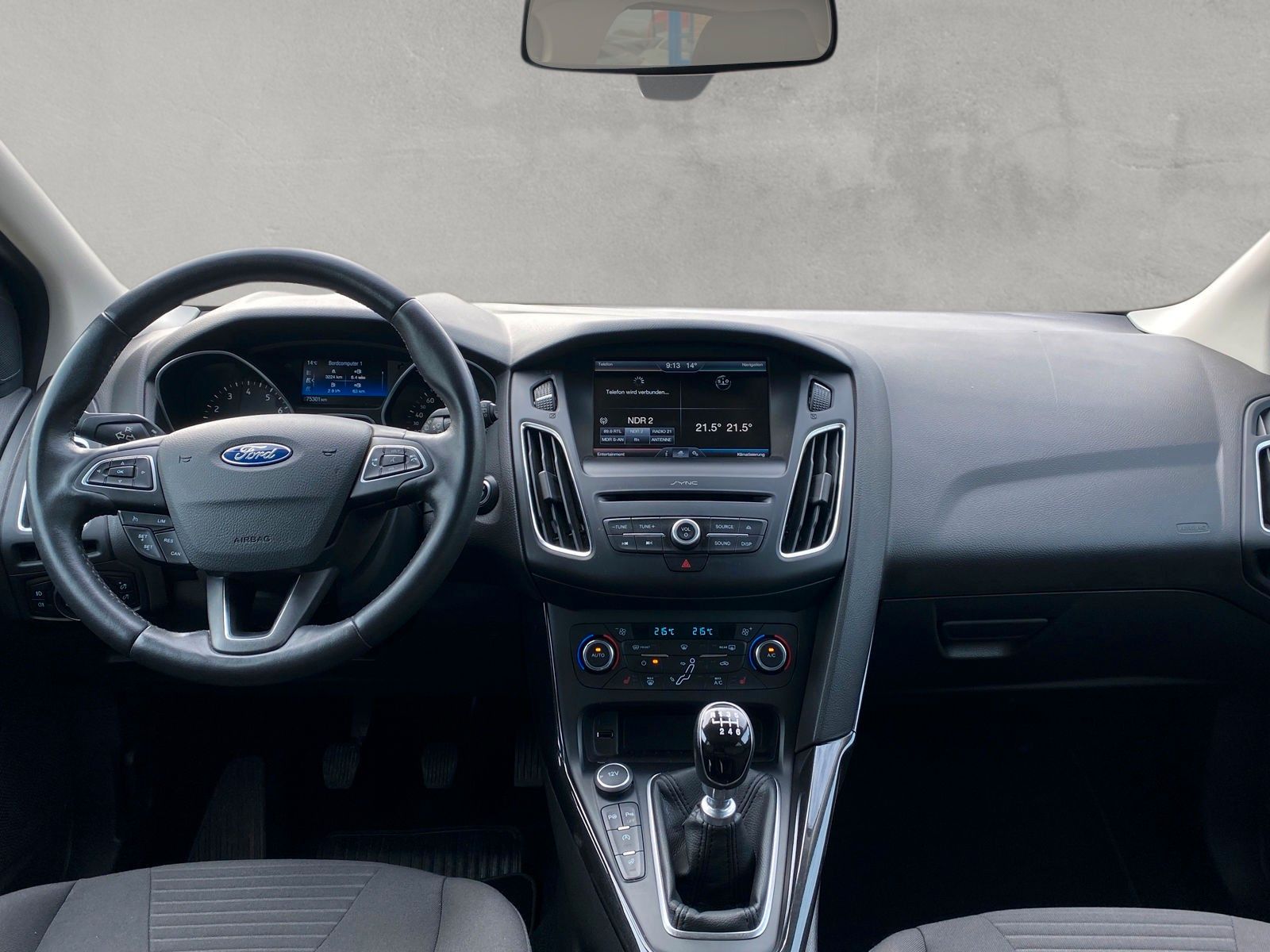 Fahrzeugabbildung Ford Focus Lim. Titanium 5-türig