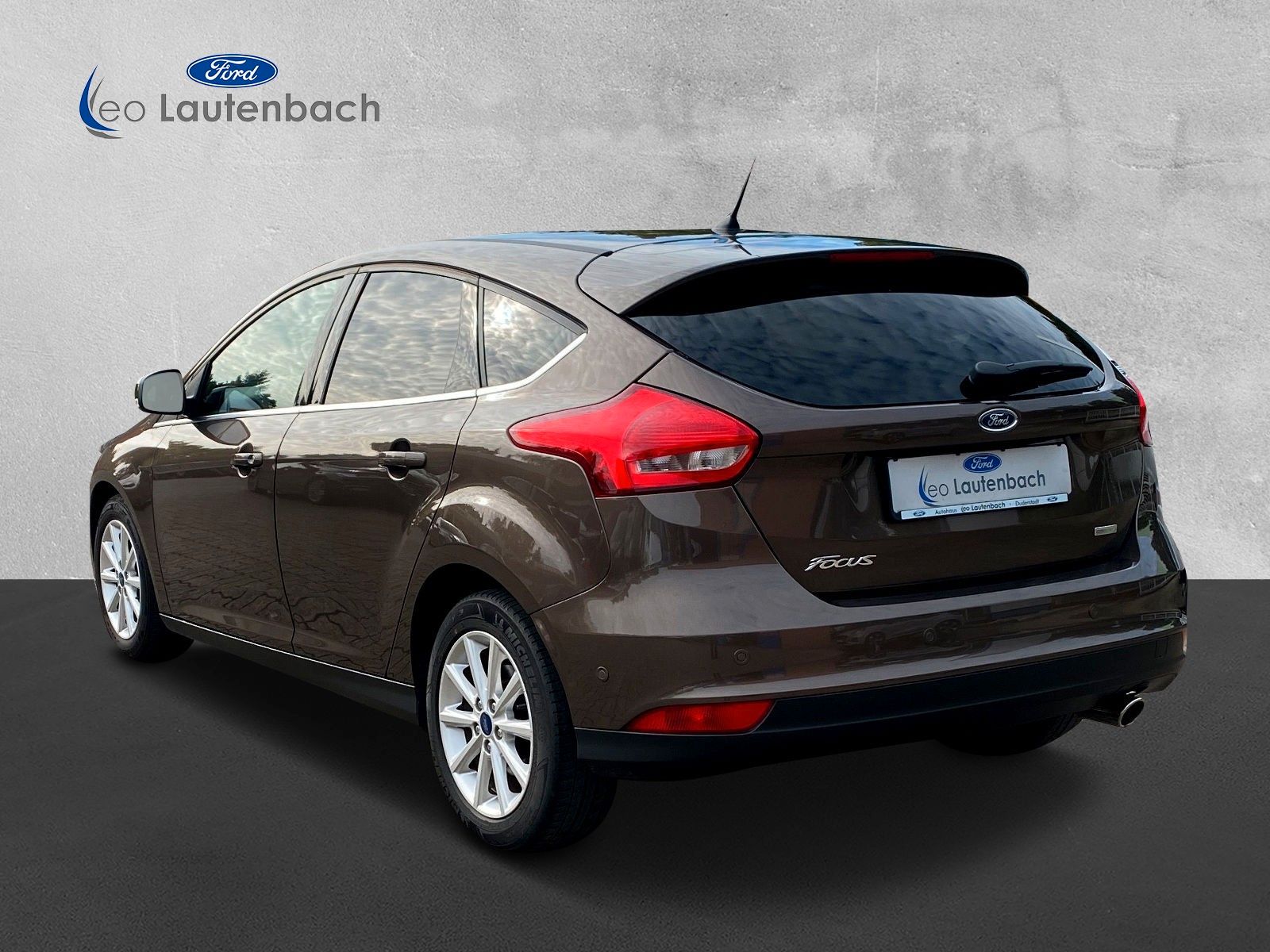 Fahrzeugabbildung Ford Focus Lim. Titanium 5-türig