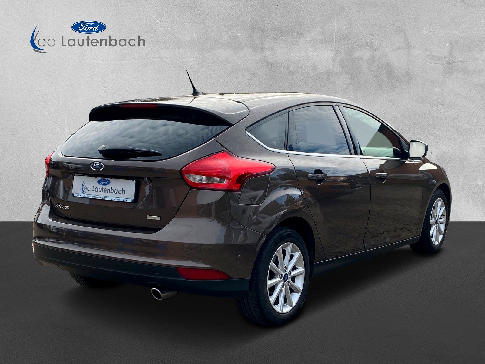 Fahrzeugabbildung Ford Focus Lim. Titanium 5-türig