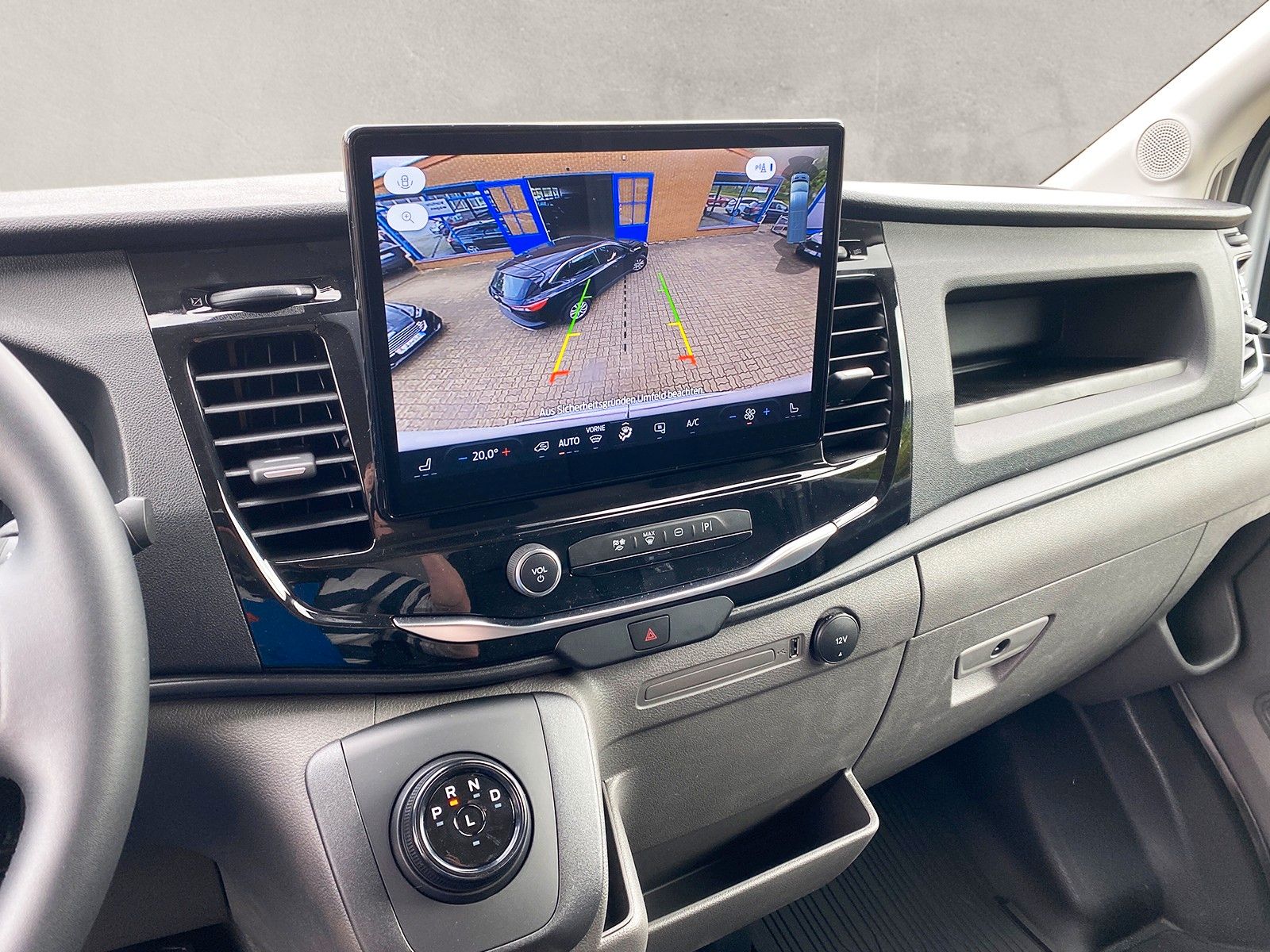 Fahrzeugabbildung Ford E-Transit 350 L3 Kasten Hochdach Trend