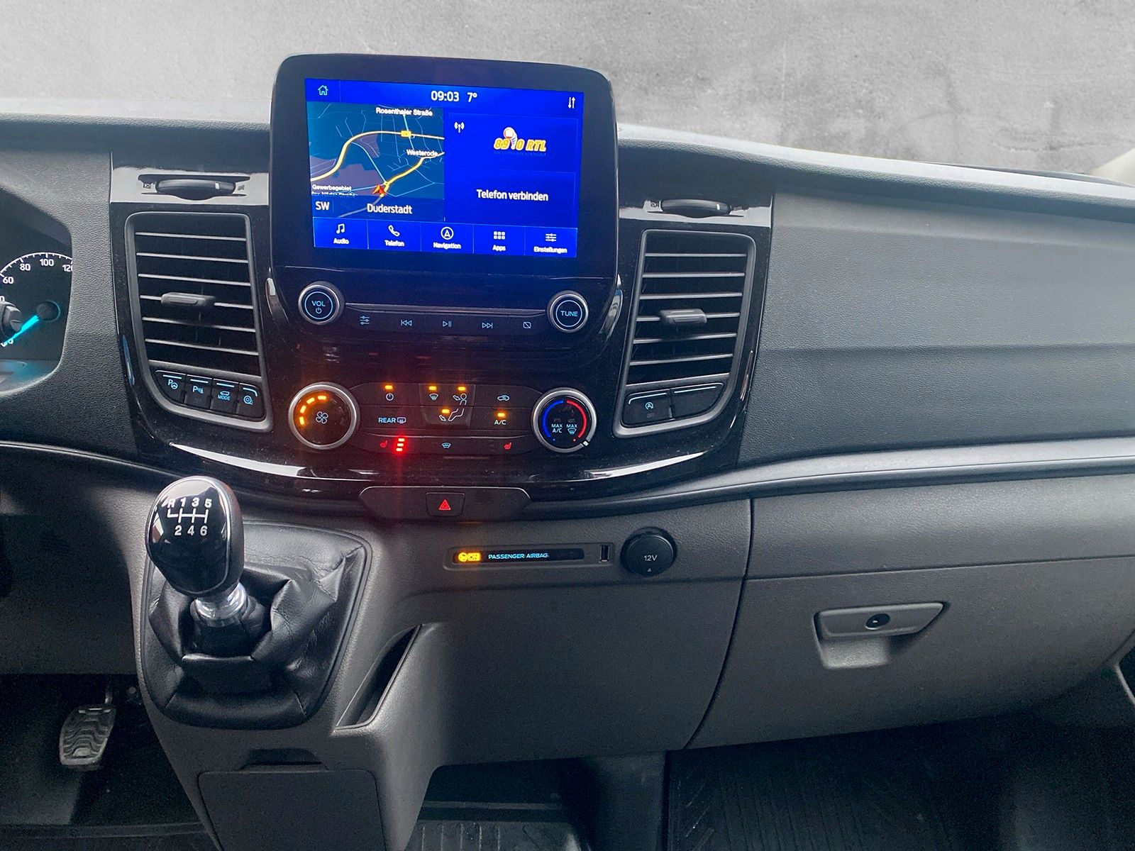 Fahrzeugabbildung Ford Custom Kombi 340 L2 Trail