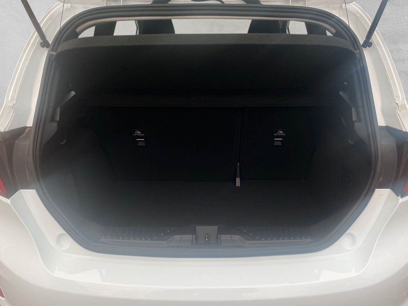 Fahrzeugabbildung Ford Fiesta Cool & Connect