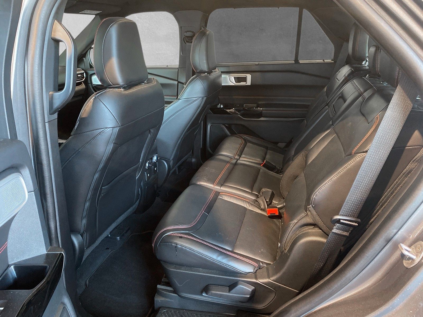 Fahrzeugabbildung Ford Explorer ST-Line Plug-in-Hybrid 4x4