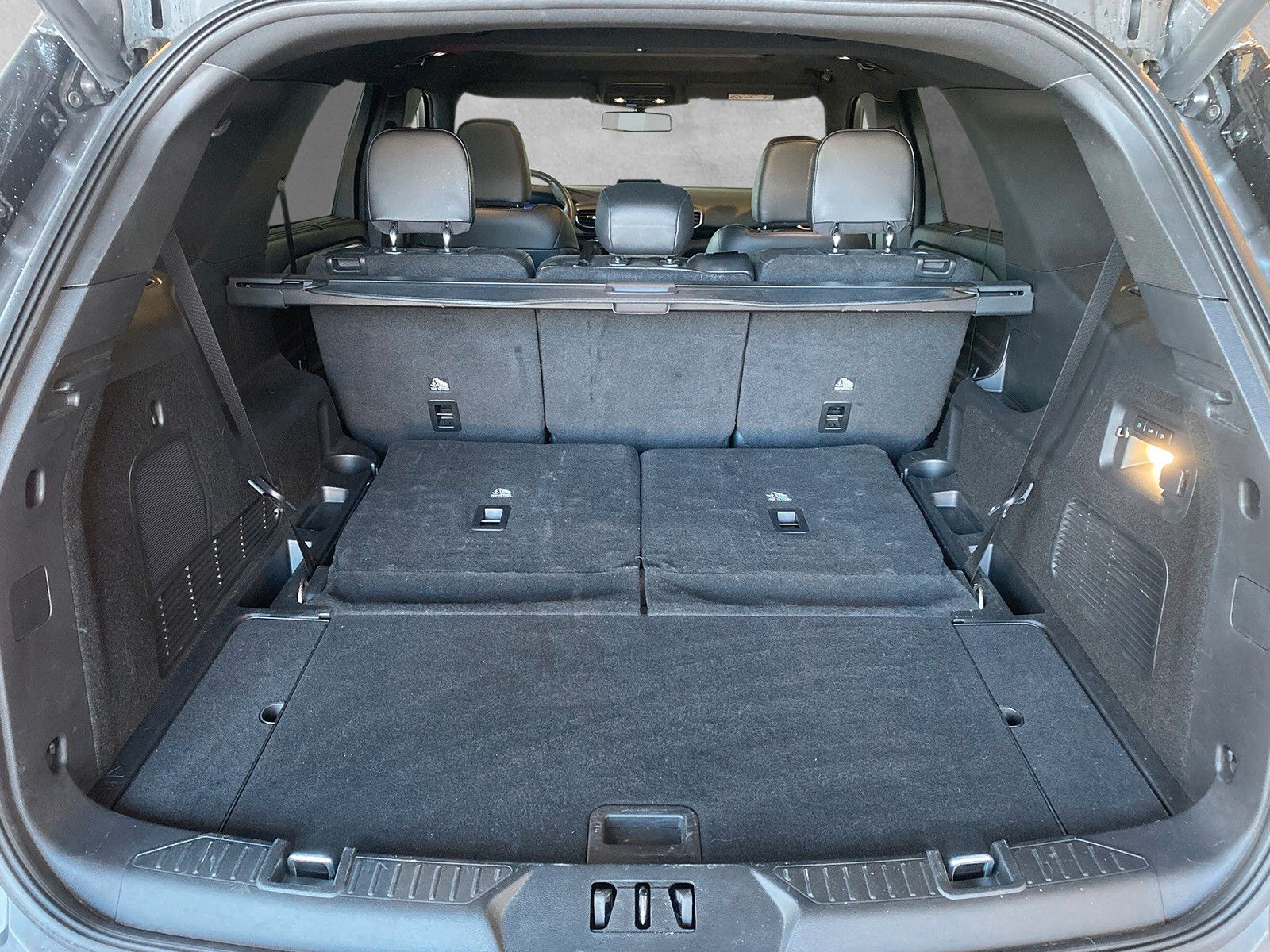 Fahrzeugabbildung Ford Explorer ST-Line Plug-in-Hybrid 4x4