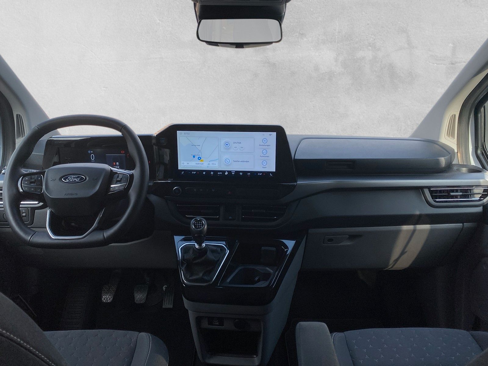 Fahrzeugabbildung Ford Tourneo Custom 2.0 EcoBlue 320 L1 Titanium