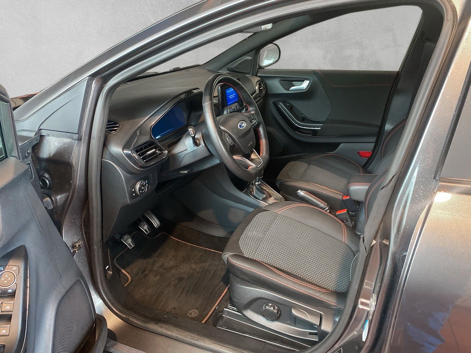 Fahrzeugabbildung Ford Puma ST-Line