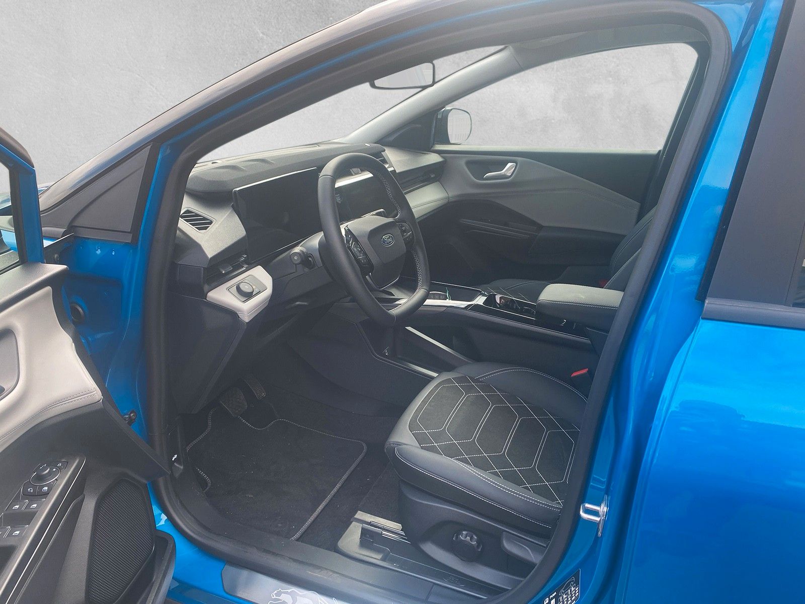 Fahrzeugabbildung Ford Puma Gen-E 124 kW Premium FWD