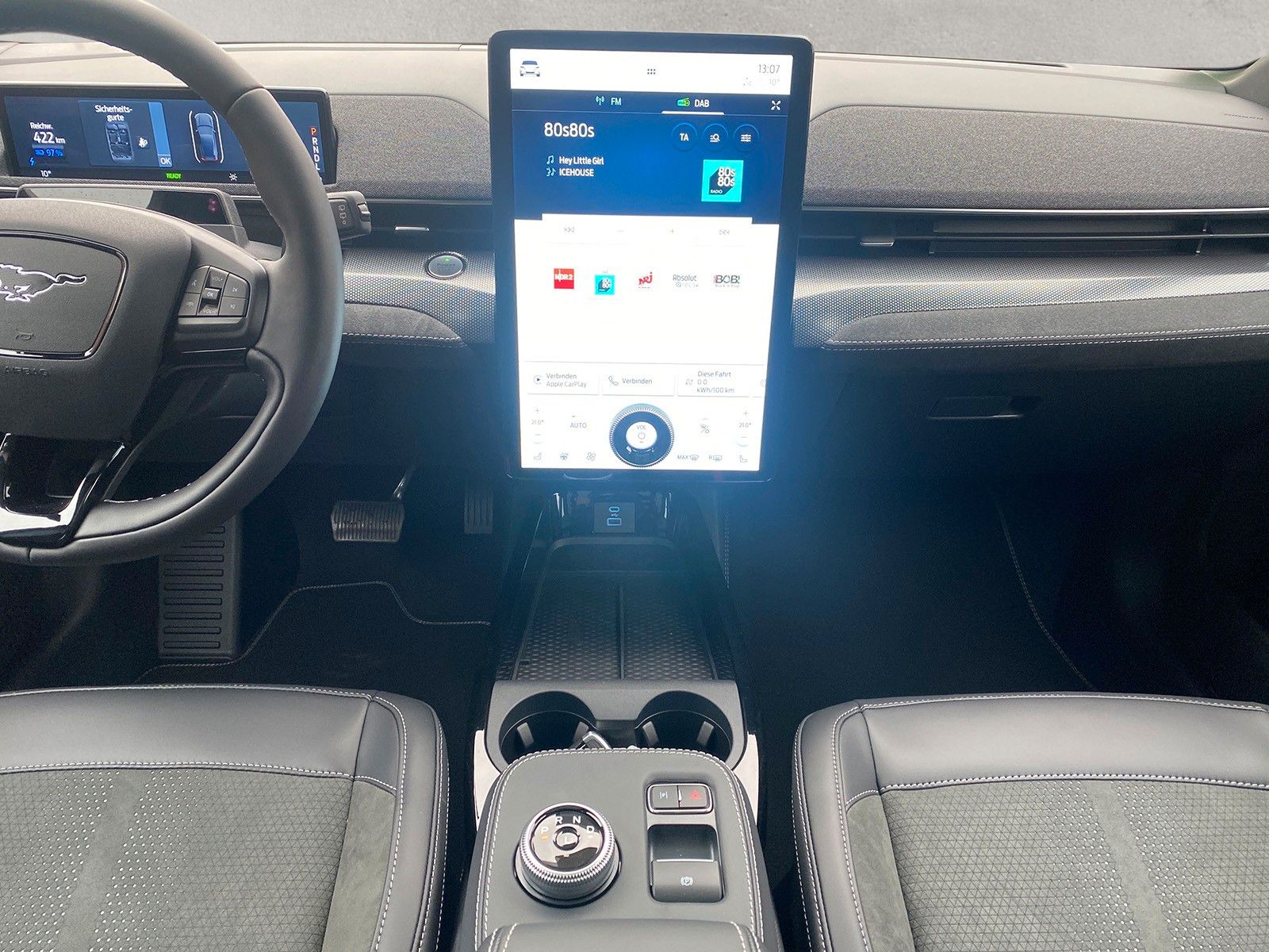 Fahrzeugabbildung Ford Mustang Mach-E GT AWD