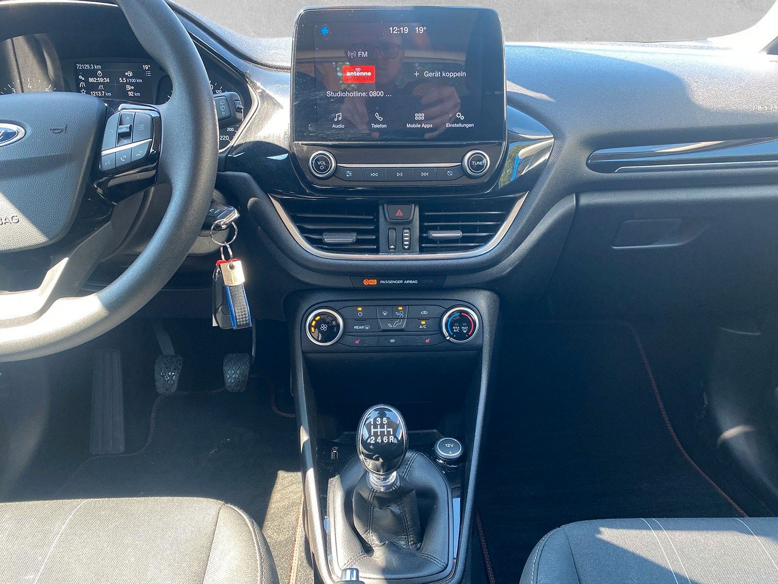 Fahrzeugabbildung Ford Fiesta Cool & Connect 5-türig