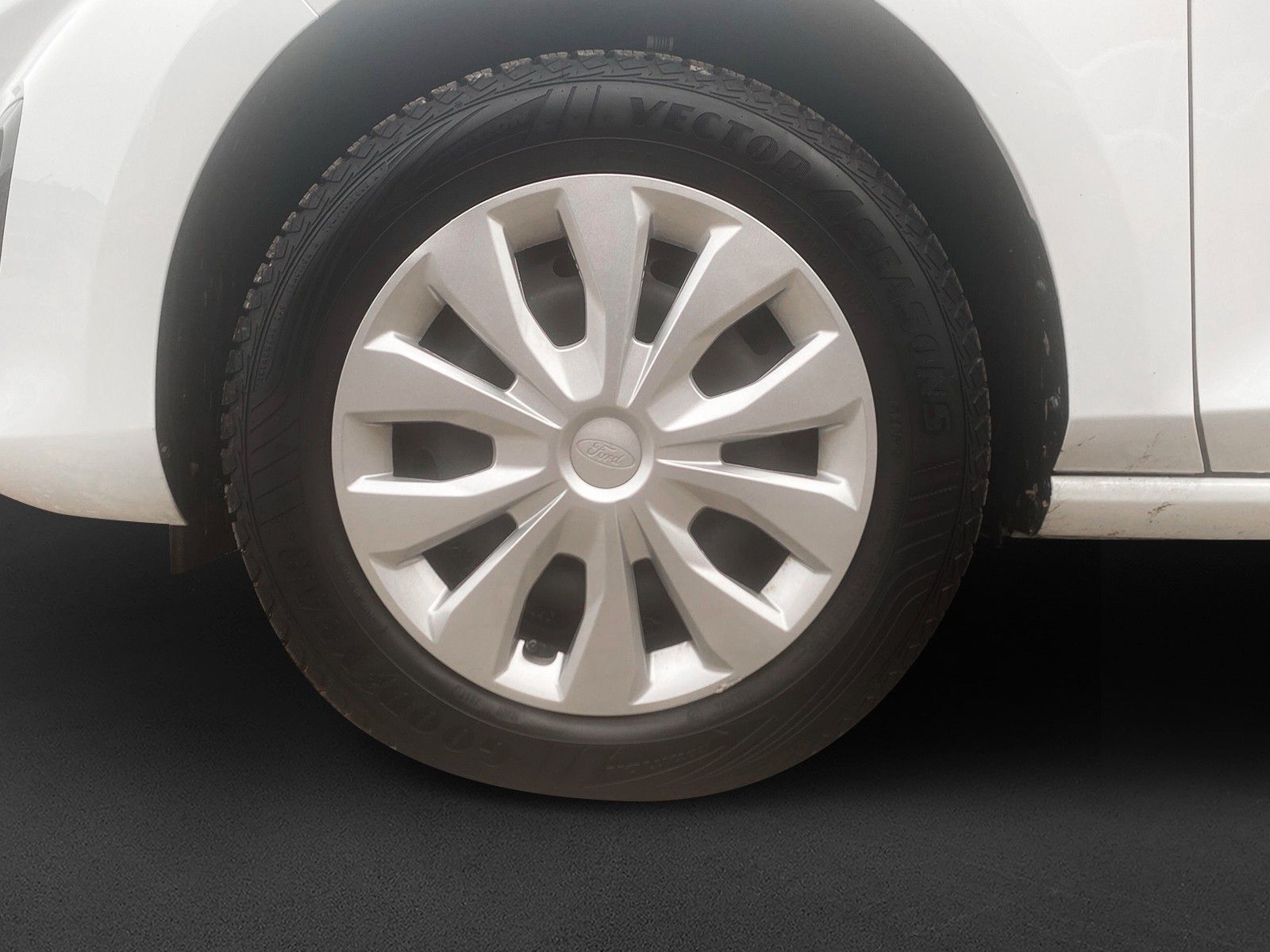 Fahrzeugabbildung Ford Fiesta Cool & Connect