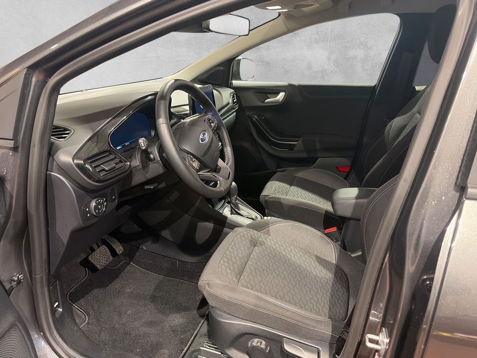 Fahrzeugabbildung Ford Puma Titanium