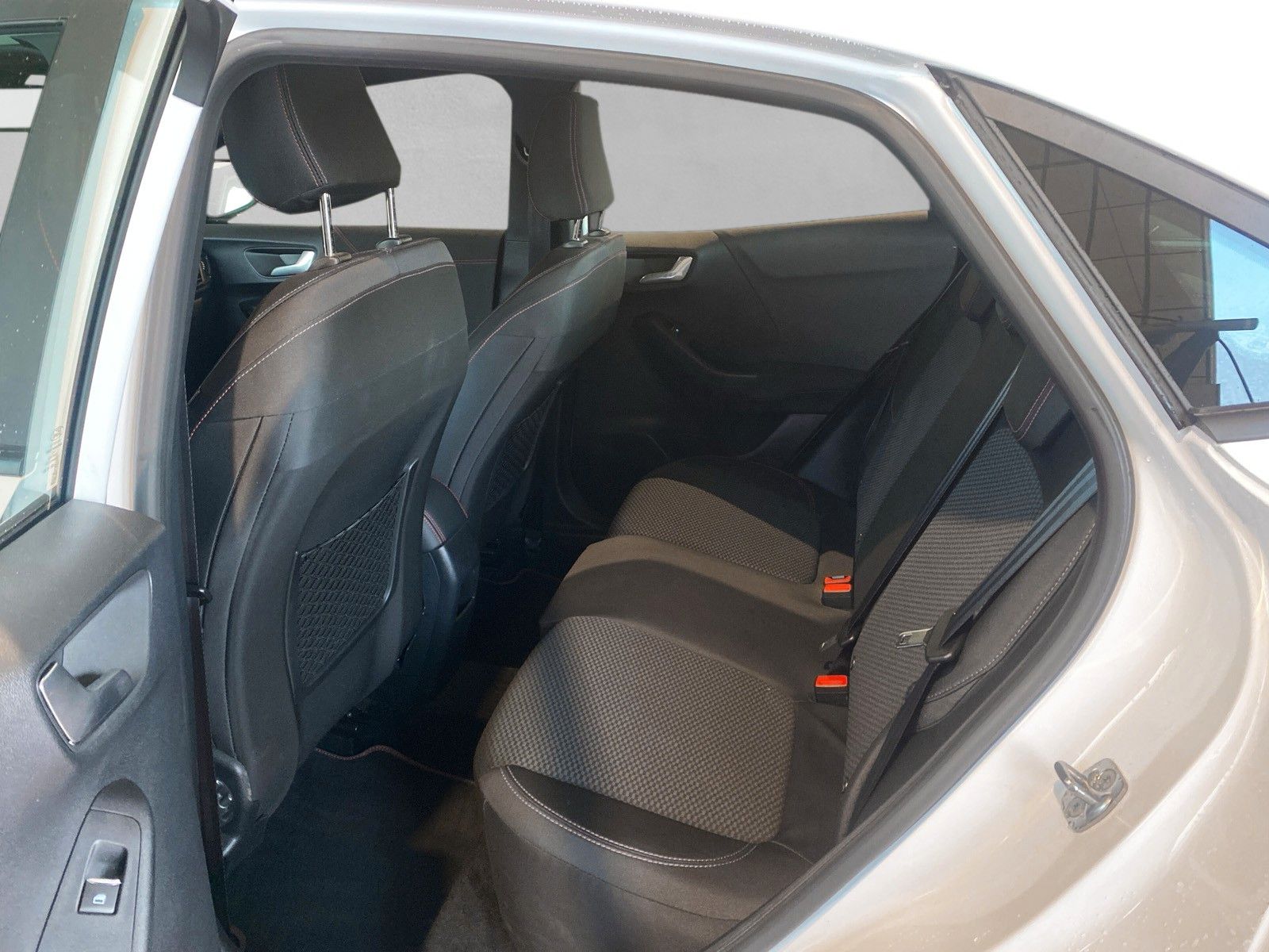 Fahrzeugabbildung Ford Puma ST-Line