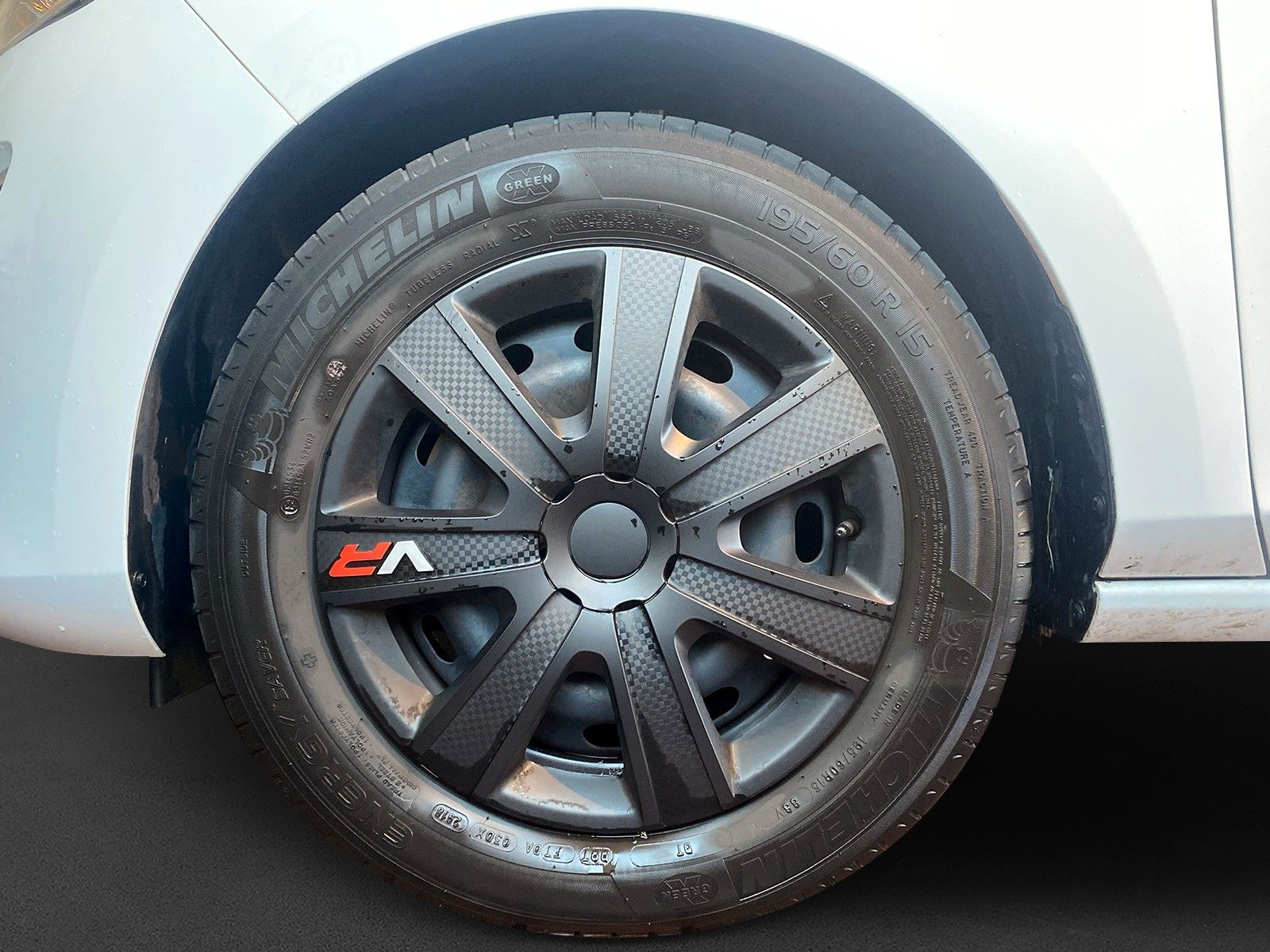 Fahrzeugabbildung Ford Fiesta Cool & Connect 5-türig