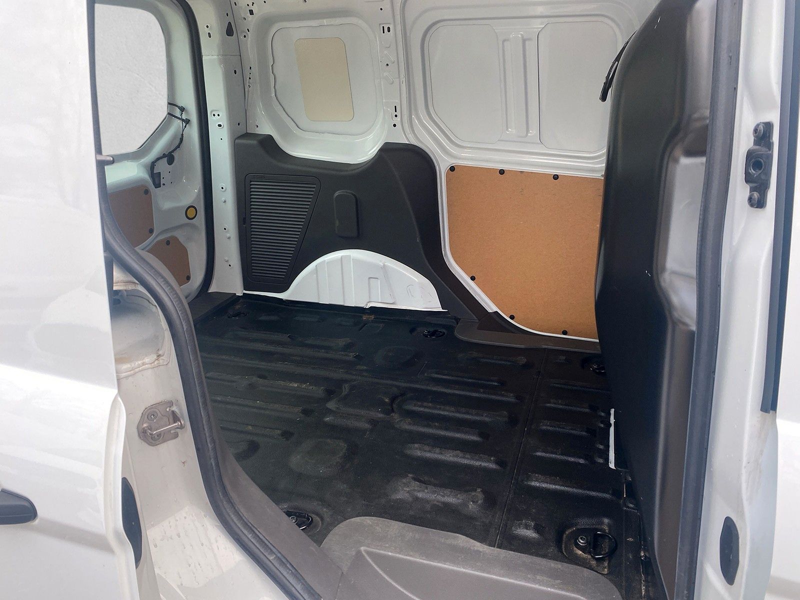 Fahrzeugabbildung Ford Transit Connect Kasten Trend L1