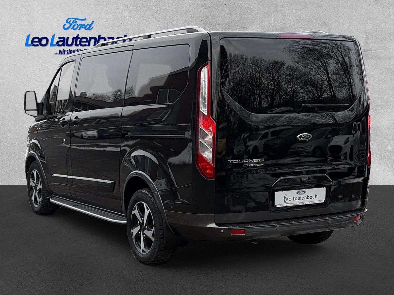 Fahrzeugabbildung Ford Tourneo Custom Active L1