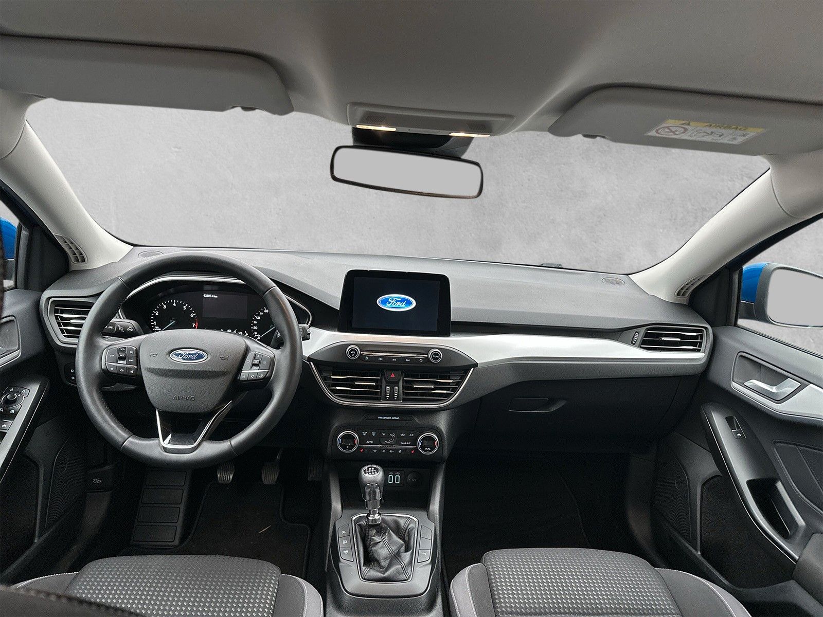 Fahrzeugabbildung Ford Focus Turnier Cool & Connect