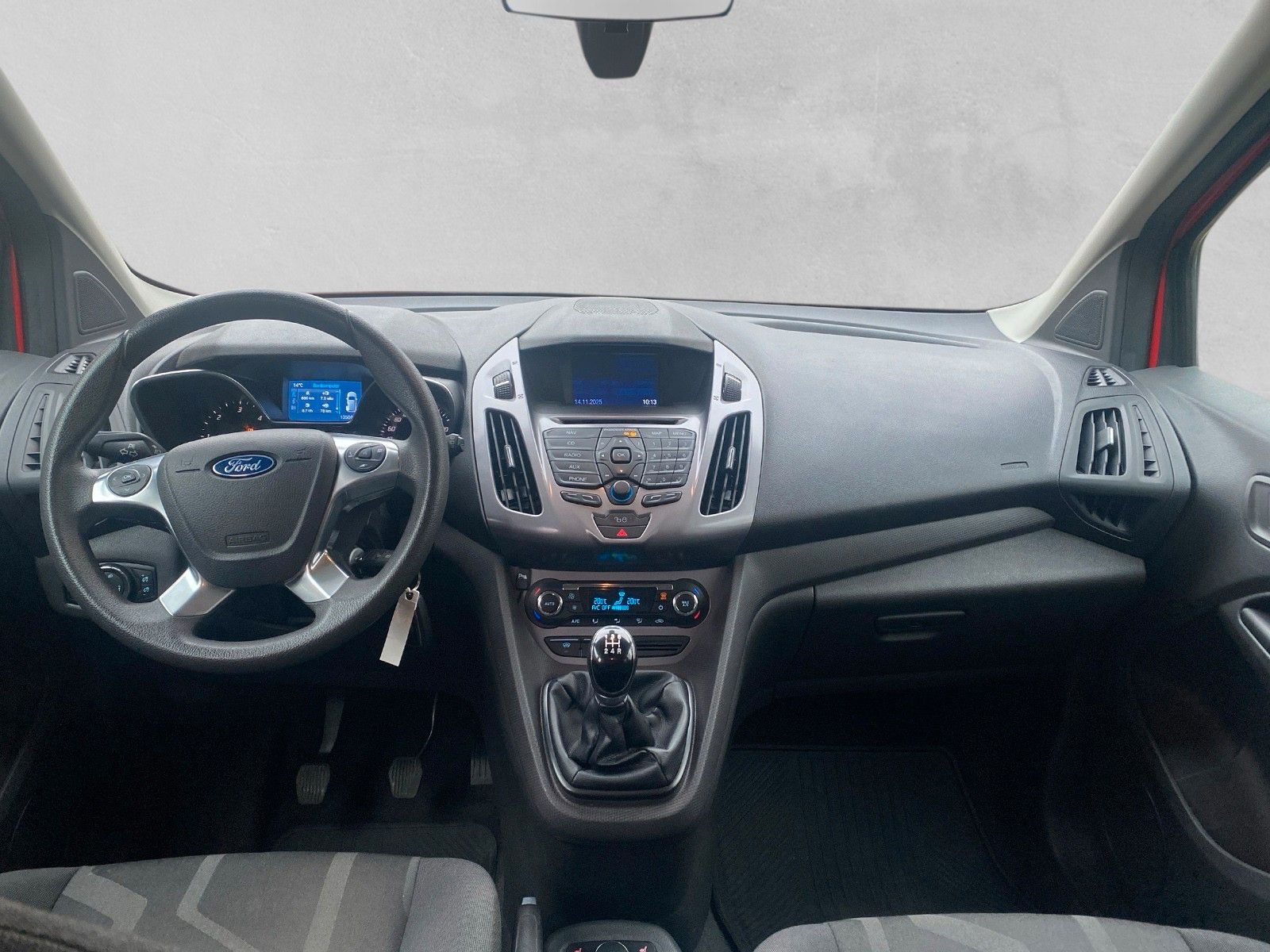 Fahrzeugabbildung Ford Transit Connect Kombi Trend