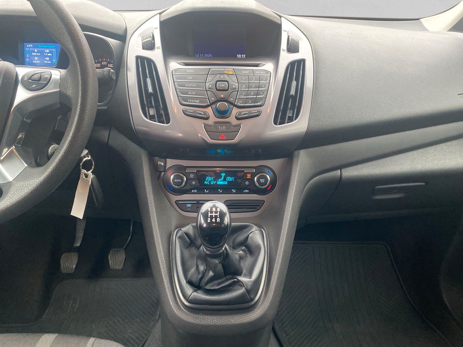 Fahrzeugabbildung Ford Transit Connect Kombi Trend