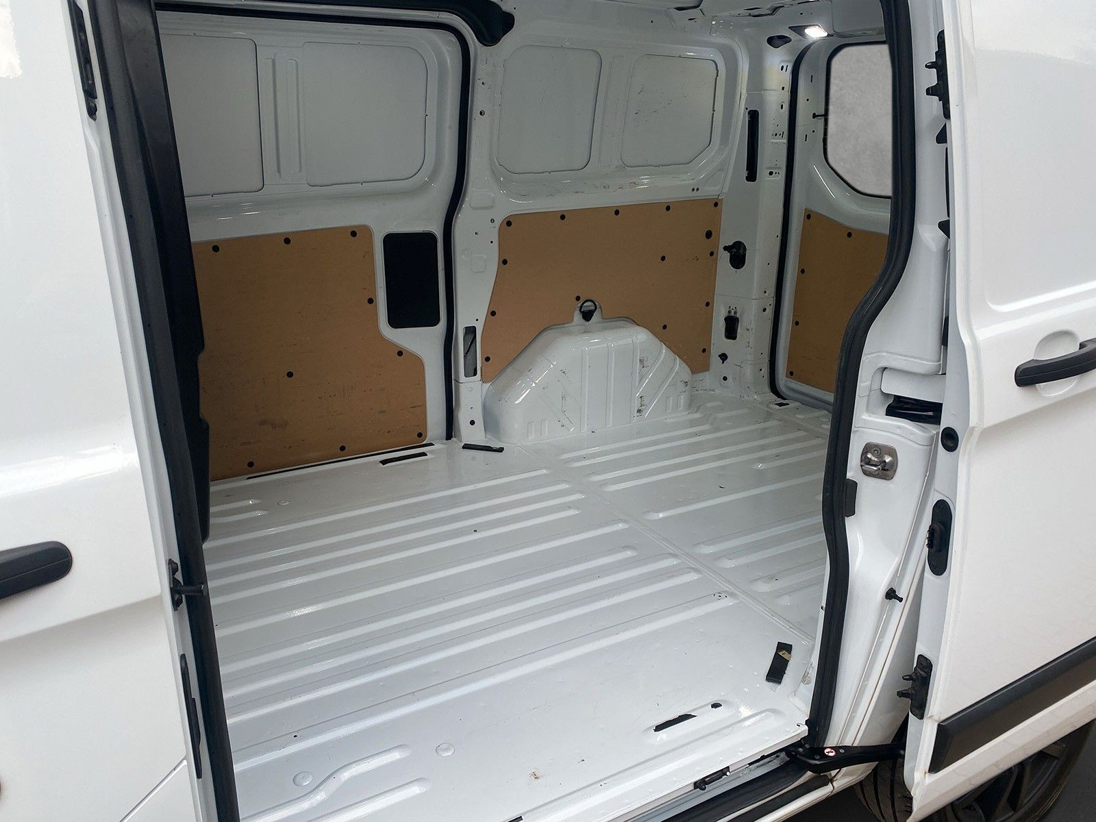 Fahrzeugabbildung Ford Transit Custom Kasten 340 L1 Trend Automatik