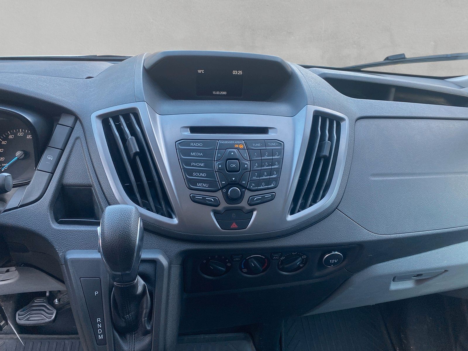 Fahrzeugabbildung Ford Transit Kasten 350 L3 Trend Automatik