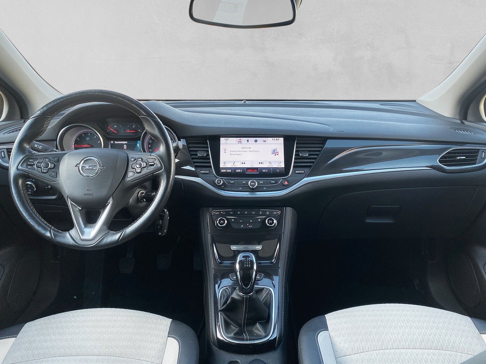 Fahrzeugabbildung Opel Astra K Lim. 5-trg. Innovation Start/Stop