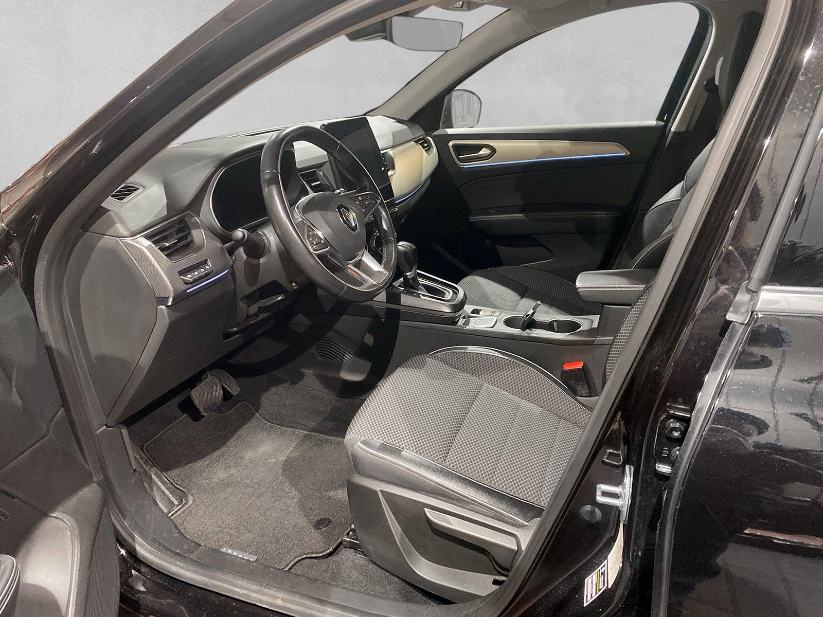 Fahrzeugabbildung Renault Arkana Intens