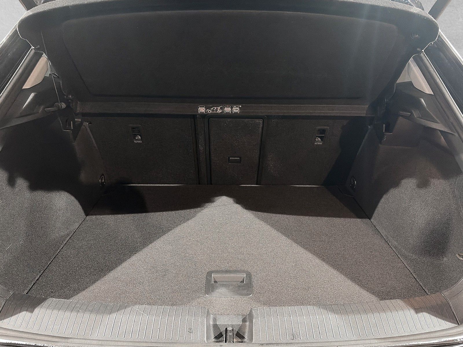 Fahrzeugabbildung Volkswagen T-Roc United