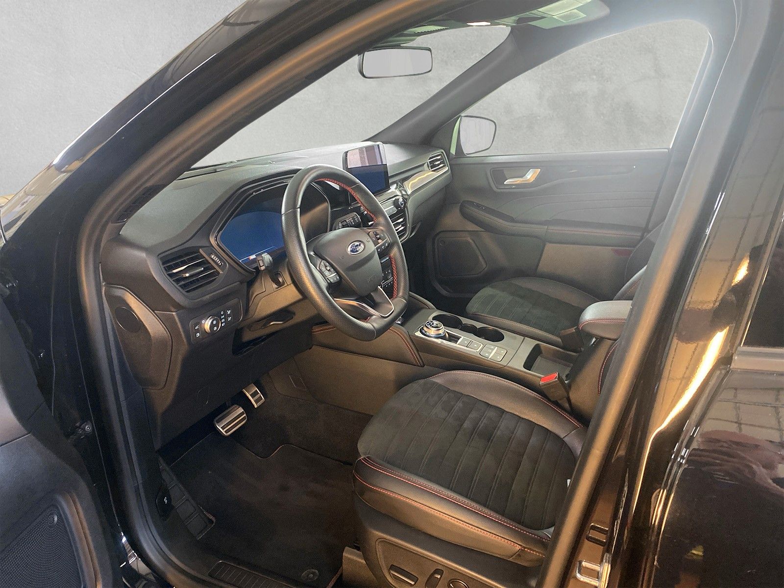 Fahrzeugabbildung Ford Kuga Plug-In Hybrid ST-Line X