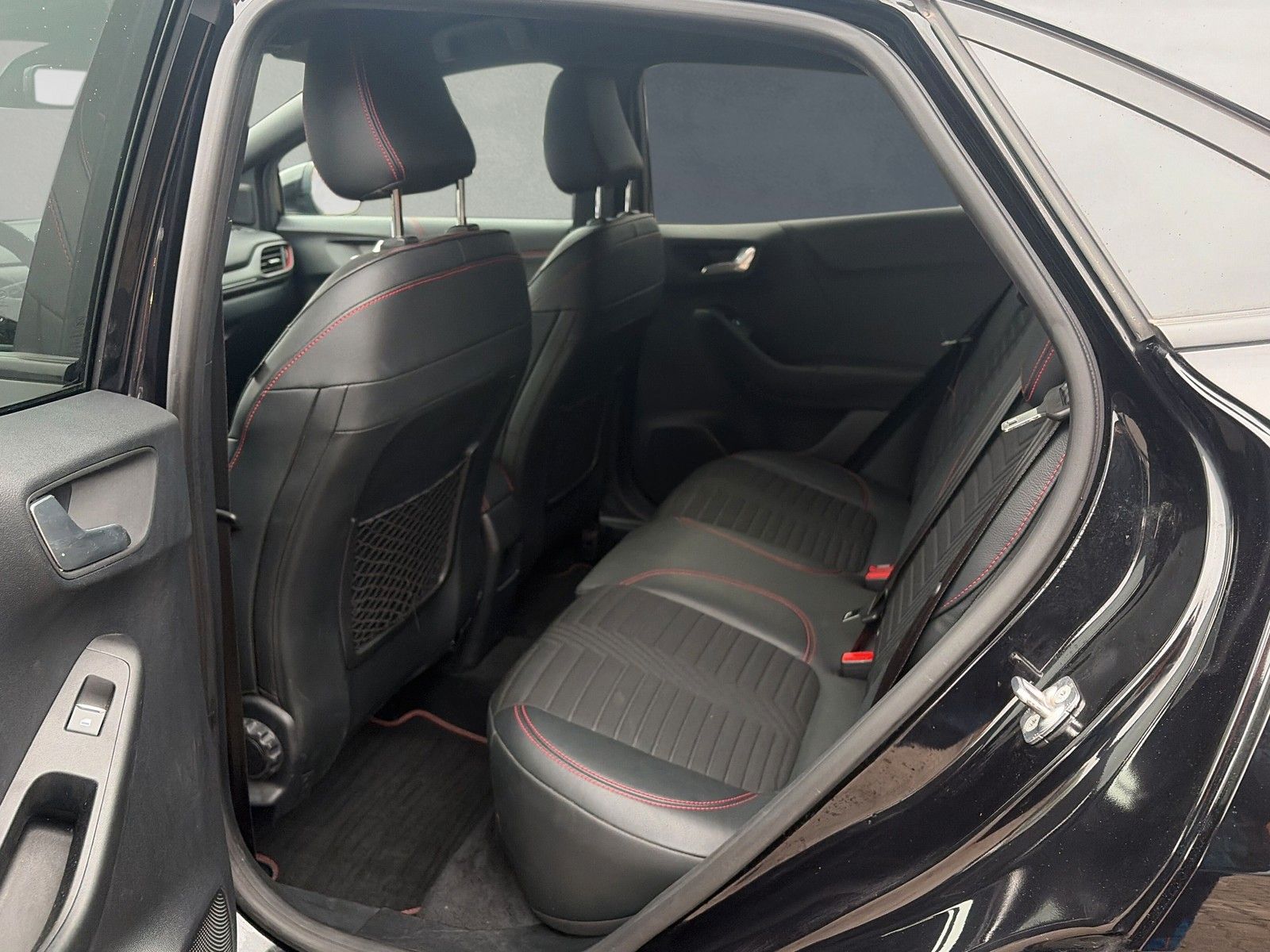 Fahrzeugabbildung Ford Puma ST-Line X