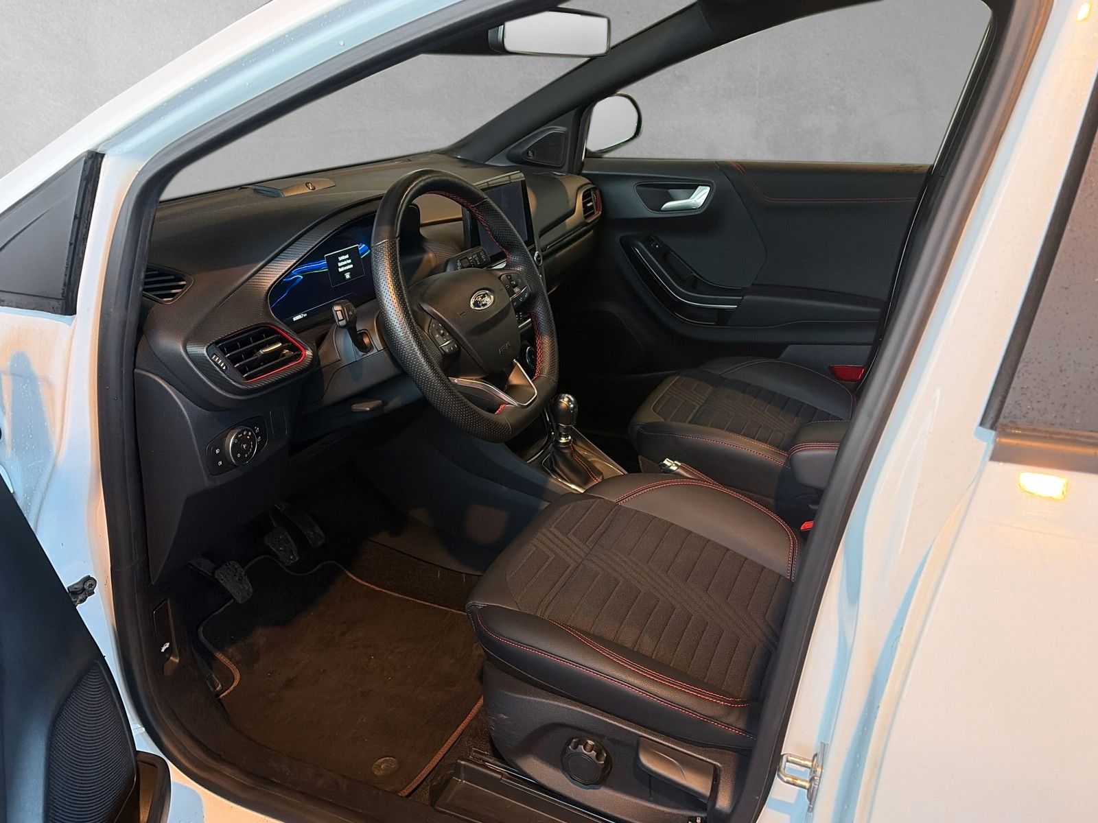 Fahrzeugabbildung Ford Puma ST-Line X