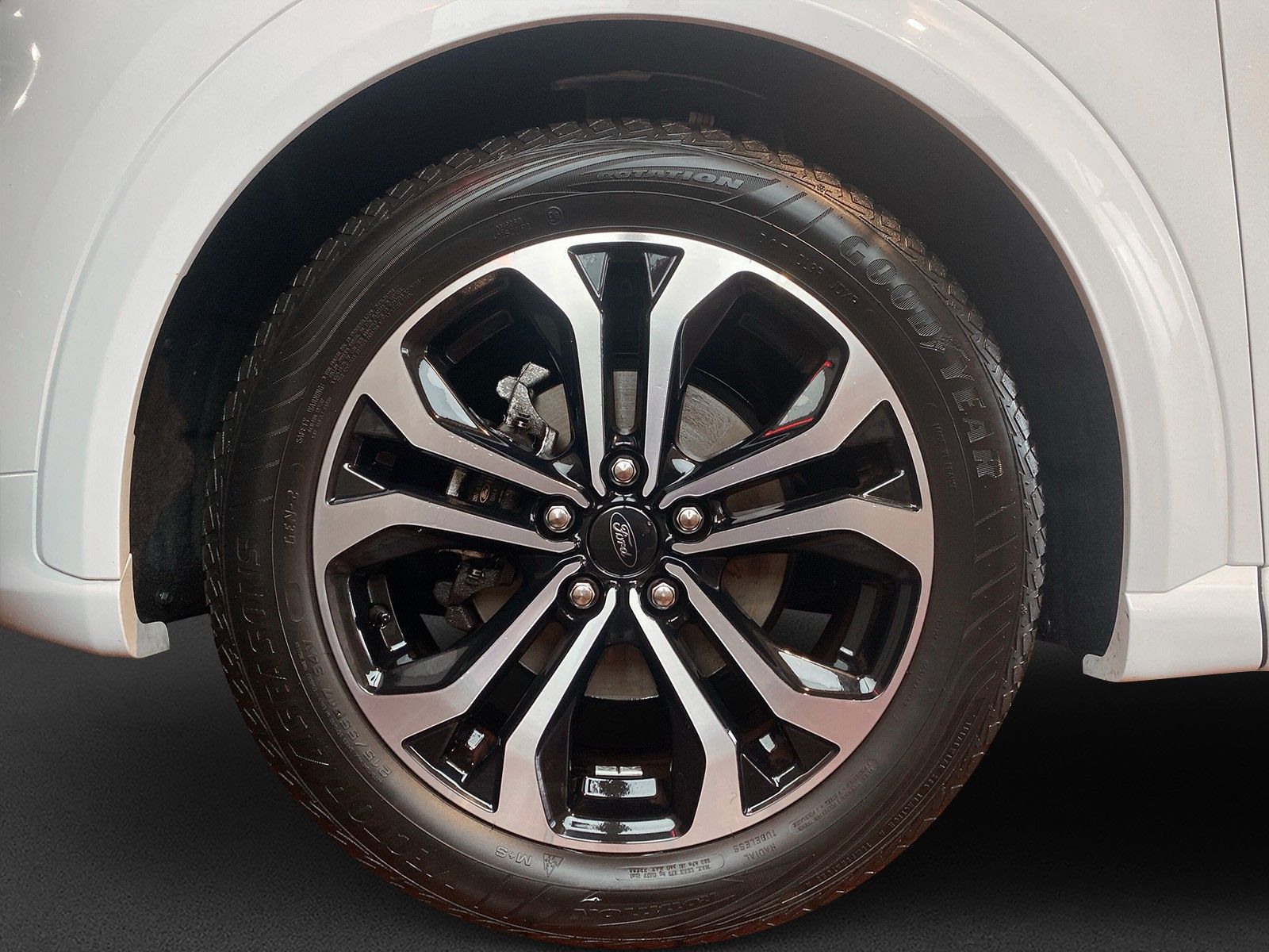 Fahrzeugabbildung Ford Puma ST-Line