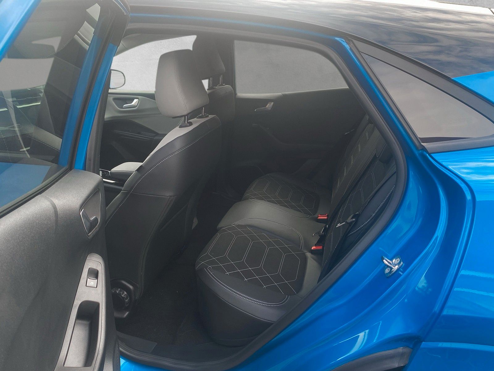 Fahrzeugabbildung Ford Puma Gen-E 124 kW Premium FWD