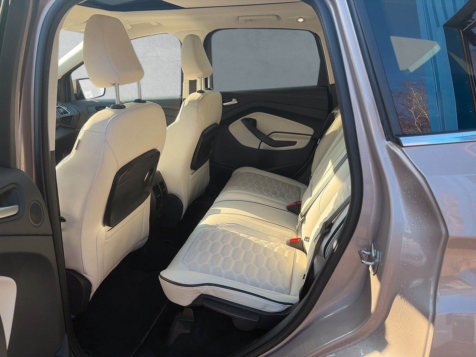 Fahrzeugabbildung Ford Kuga Vignale