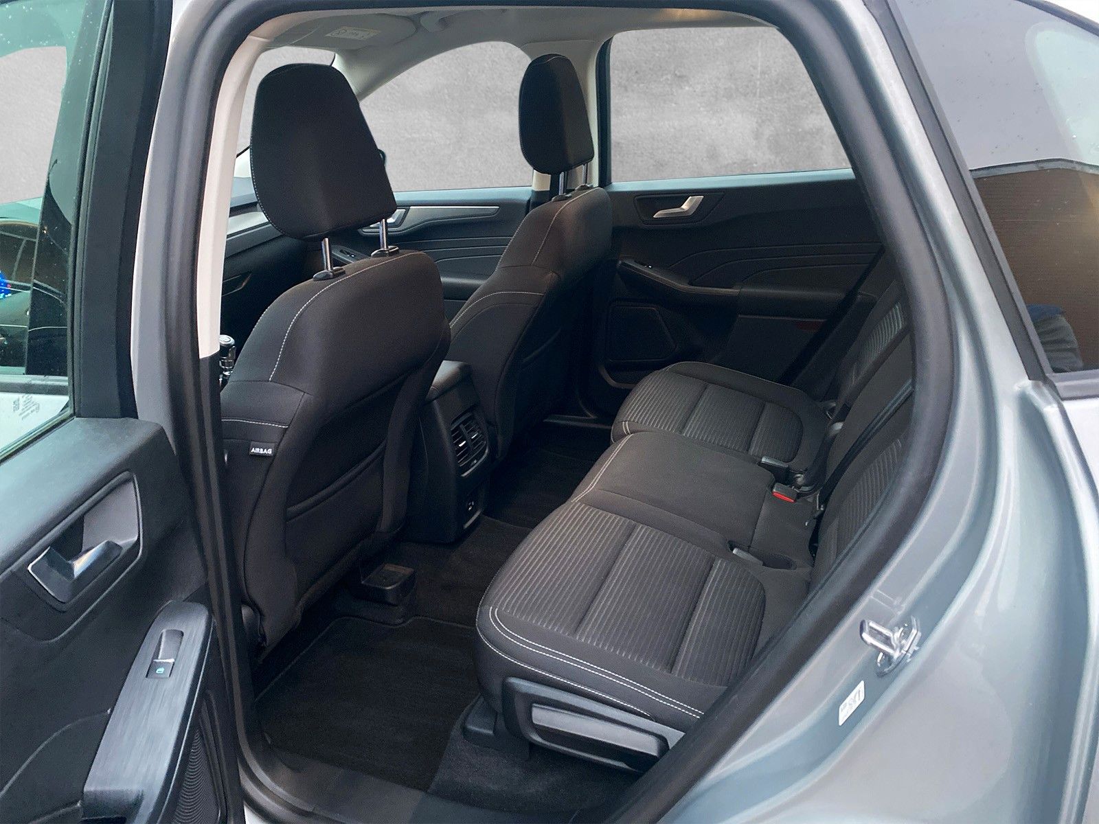 Fahrzeugabbildung Ford Kuga Titanium