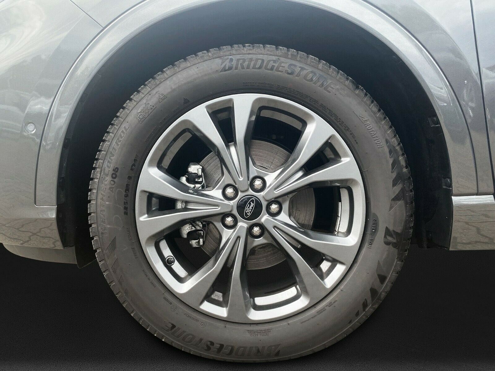 Fahrzeugabbildung Ford Kuga ST-Line X 2x4