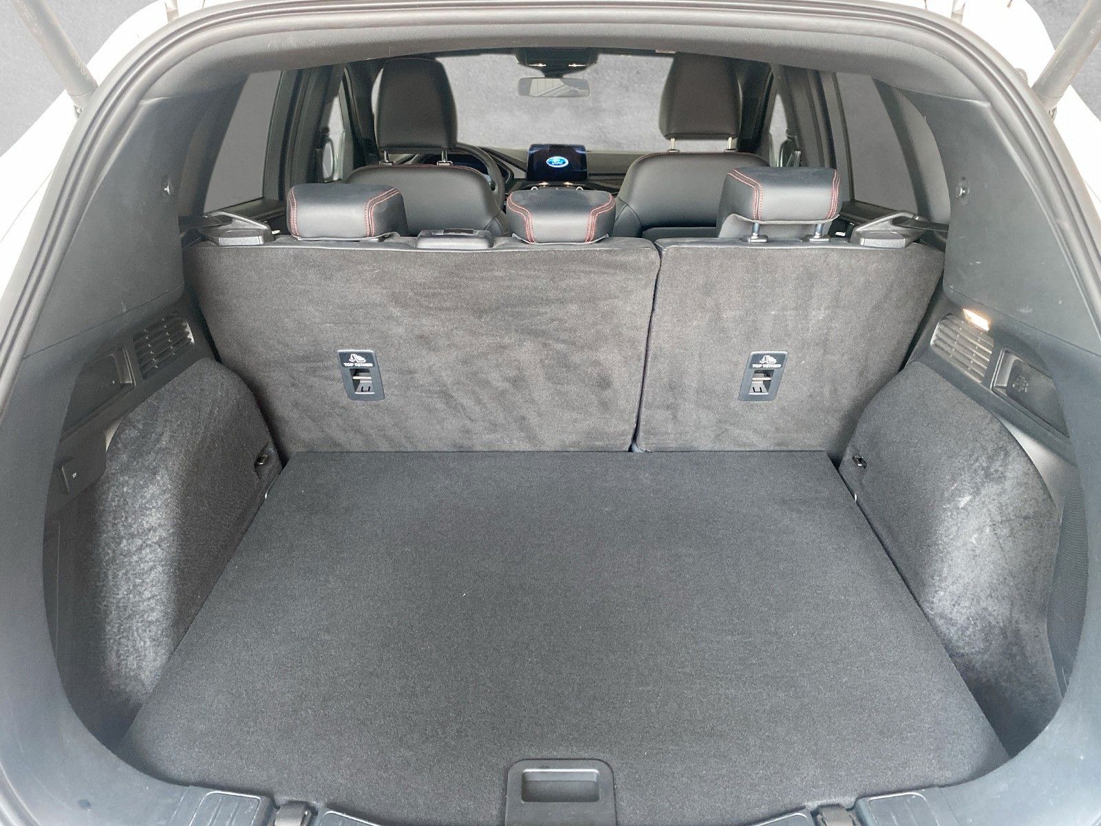 Fahrzeugabbildung Ford Kuga ST-Line X