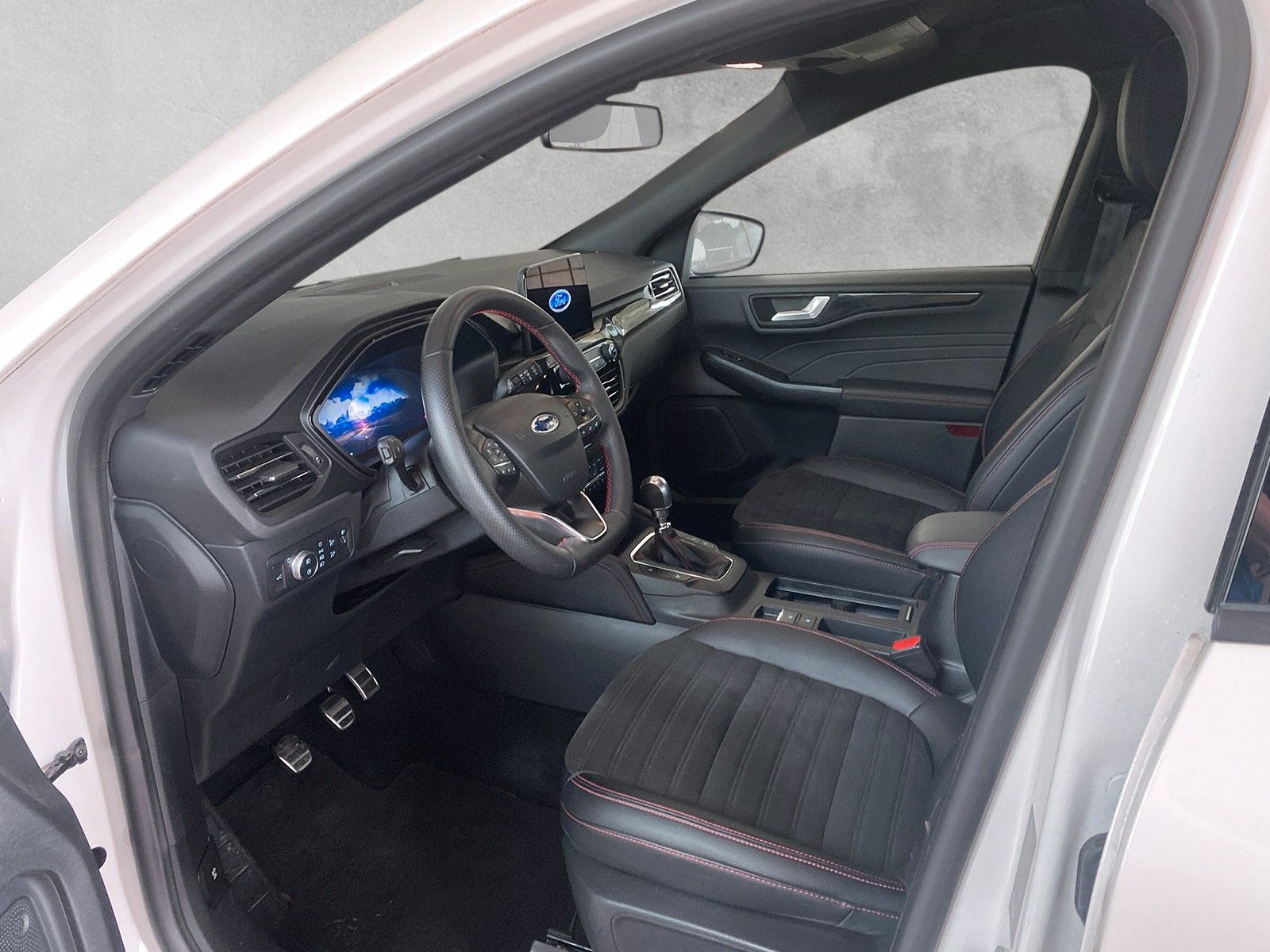 Fahrzeugabbildung Ford Kuga ST-Line X