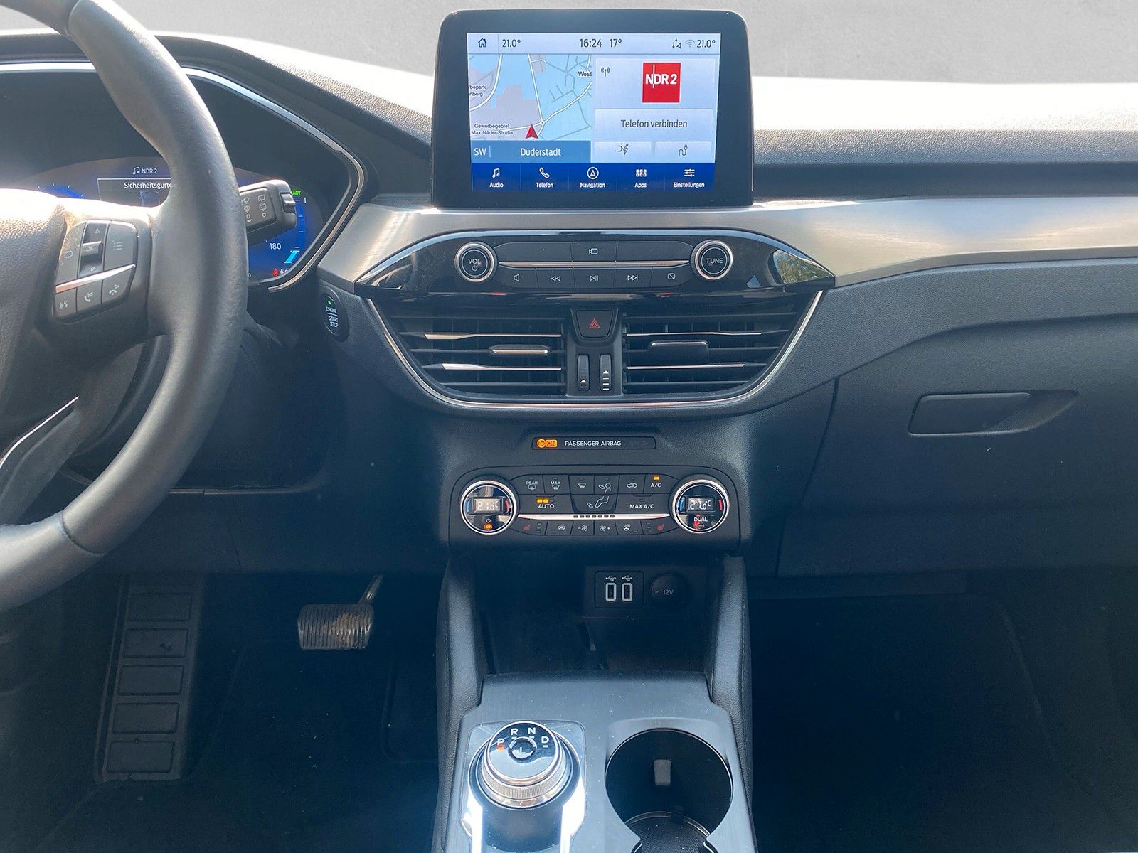 Fahrzeugabbildung Ford Kuga Plug-In Hybrid Titanium X