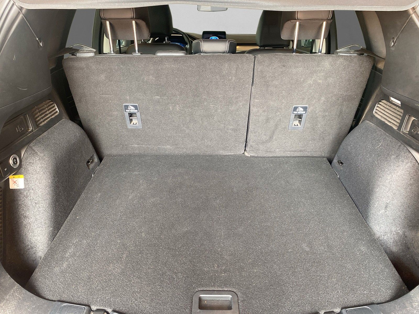 Fahrzeugabbildung Ford Kuga Plug-In Hybrid Titanium X