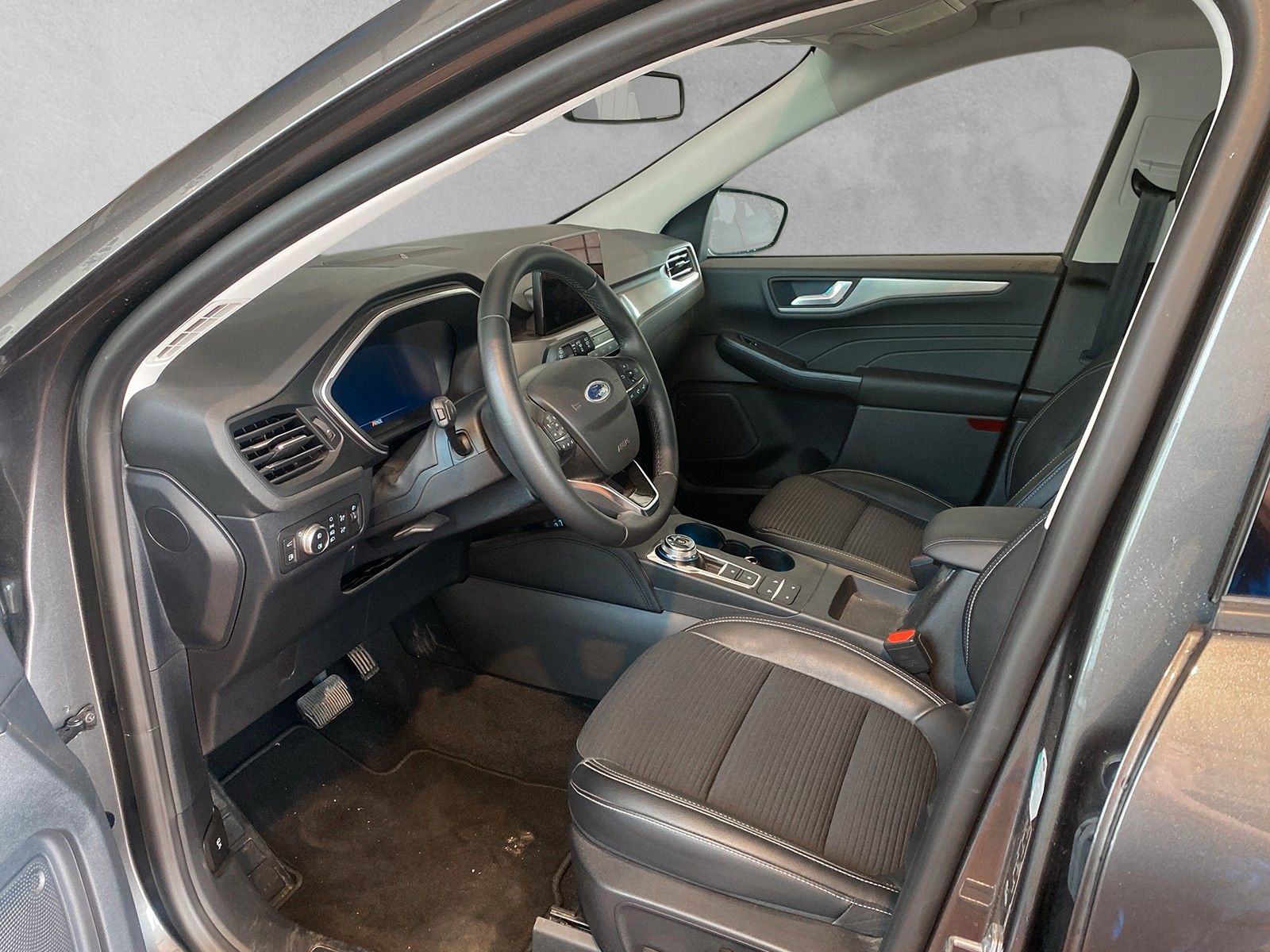 Fahrzeugabbildung Ford Kuga Plug-In Hybrid Titanium X