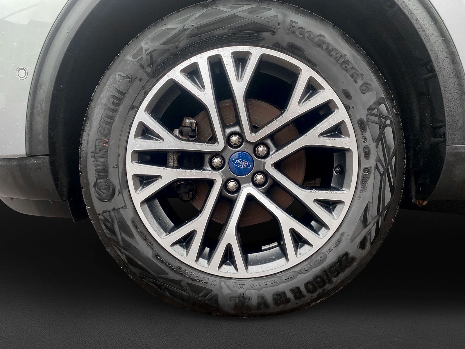 Fahrzeugabbildung Ford Kuga Plug-In Hybrid Titanium X