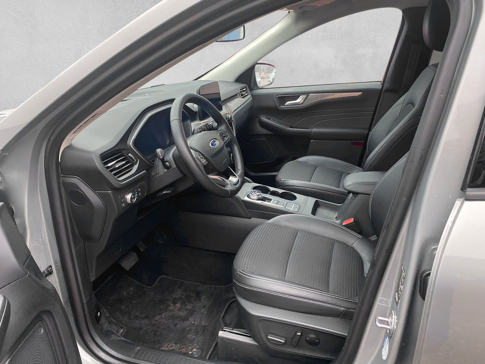 Fahrzeugabbildung Ford Kuga Plug-In Hybrid Titanium X